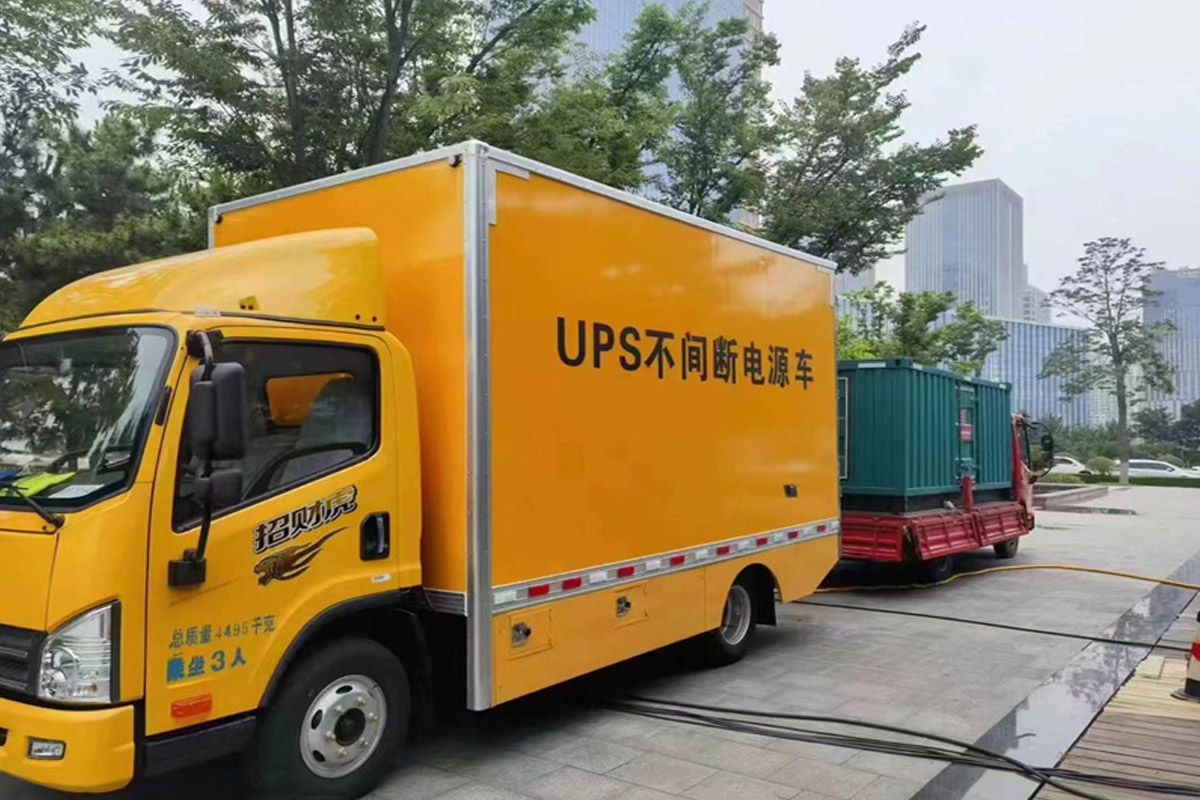 横峰发电机租赁施工现场