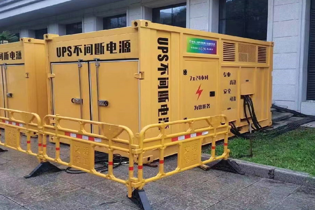 横峰发电机租赁施工现场